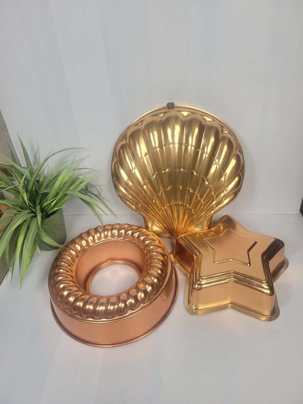 3 Vintage Copper Gelatin Molds, Mirro Aluminum Star Shell Ring, Kitchen Decor